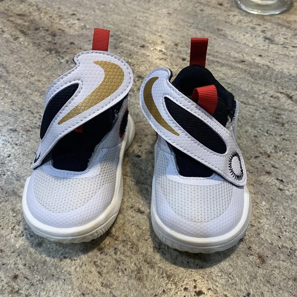 Nike Baby Toddler Infants Shoes  Size 4C